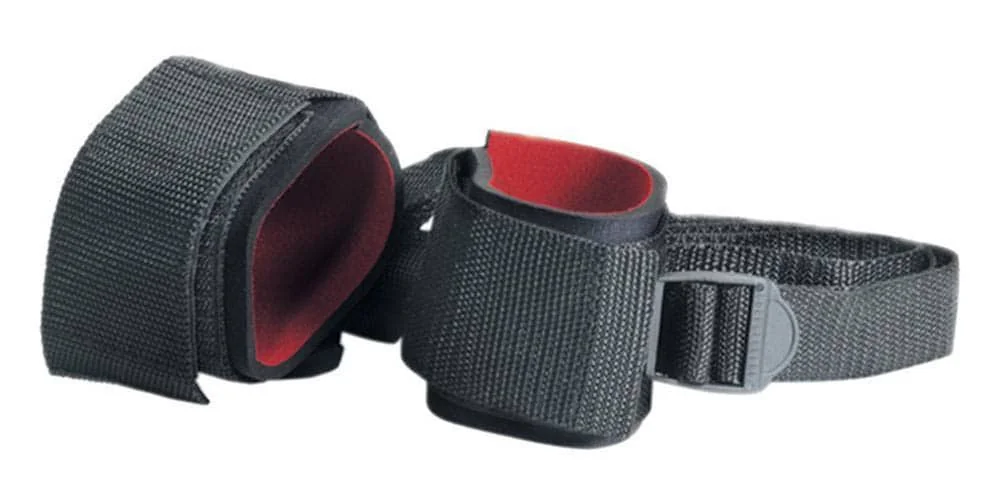 Buckled Hand Restraints - на супер цена в Passion.bg — 2