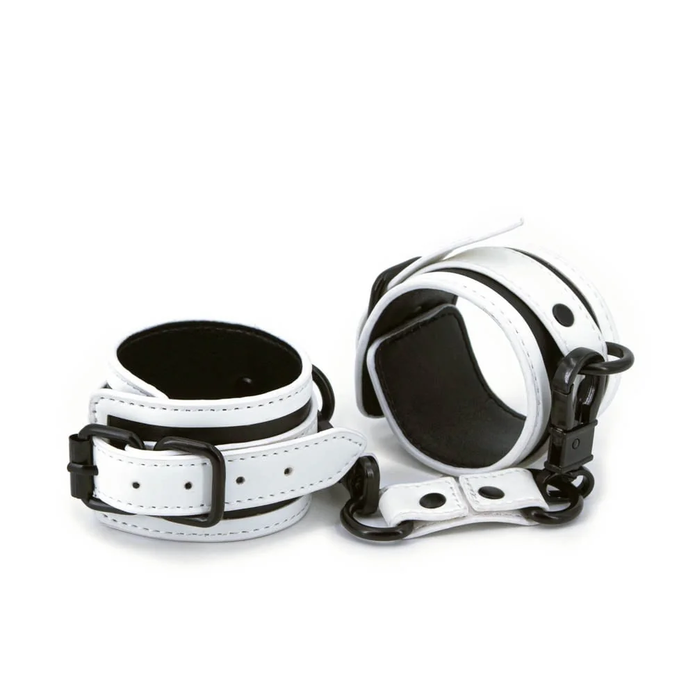 светещи в тъмното - GLO Bondage Wrist Cuff на супер цена в Passion.bg